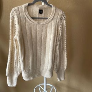 Cream gap sweater
